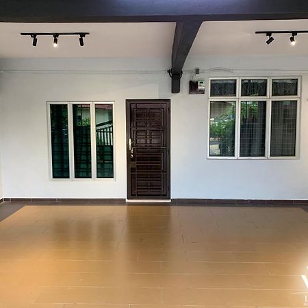 Malim Melaka Homestay Exterior photo